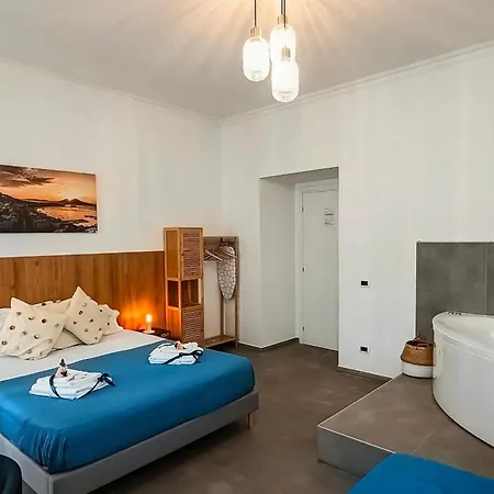 Chiaia Hundred Gæstehus 4*